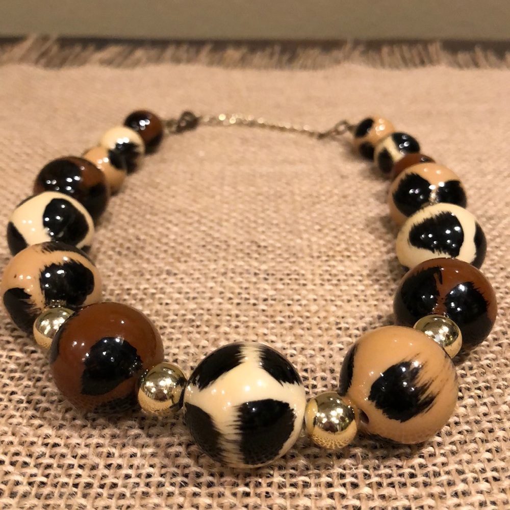🌈 3/$20! Animal print beaded necklace